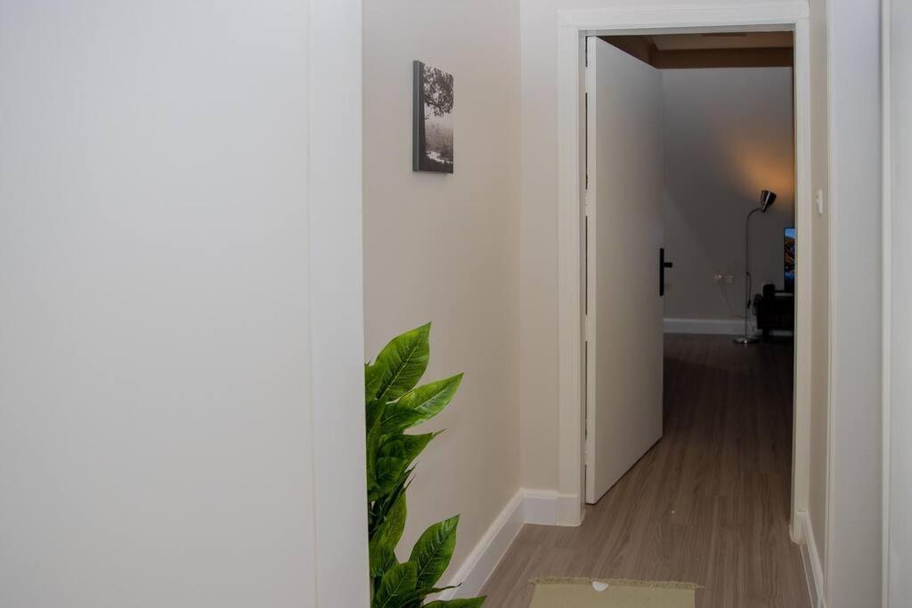متكاملة دخول ذكي مدخل خاص Apartment