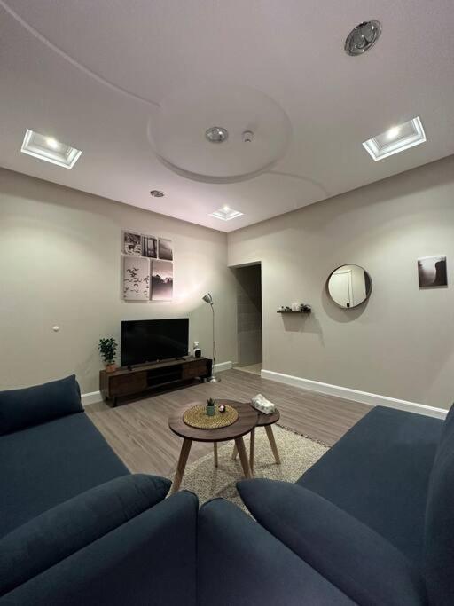 Apartment متكاملة دخول ذكي مدخل خاص *